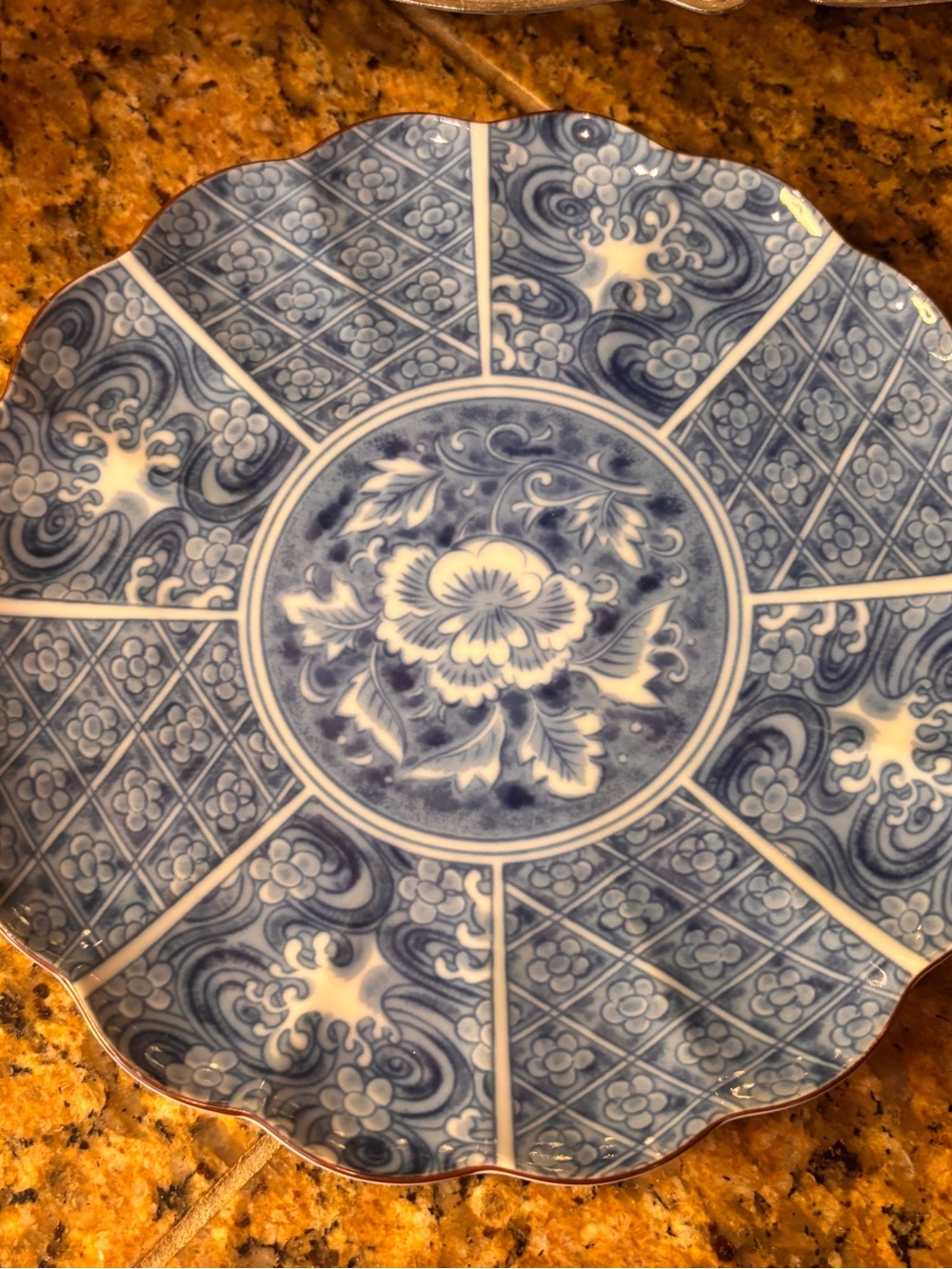 Vintage Shoho Arita Japan Blue White Porcelain Scalloped Floral Plate 8”